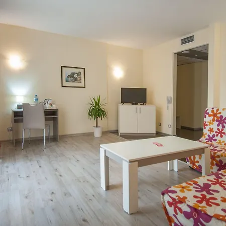 מלון Mariner's סאני ביץ'