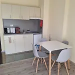 فندق Mariner's - Self Catering - Adults Only