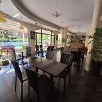 Mariner's - Self Catering - Adults Only فندق ساني بيتش