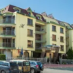 Mariner's - Self Catering - Adults Only فندق